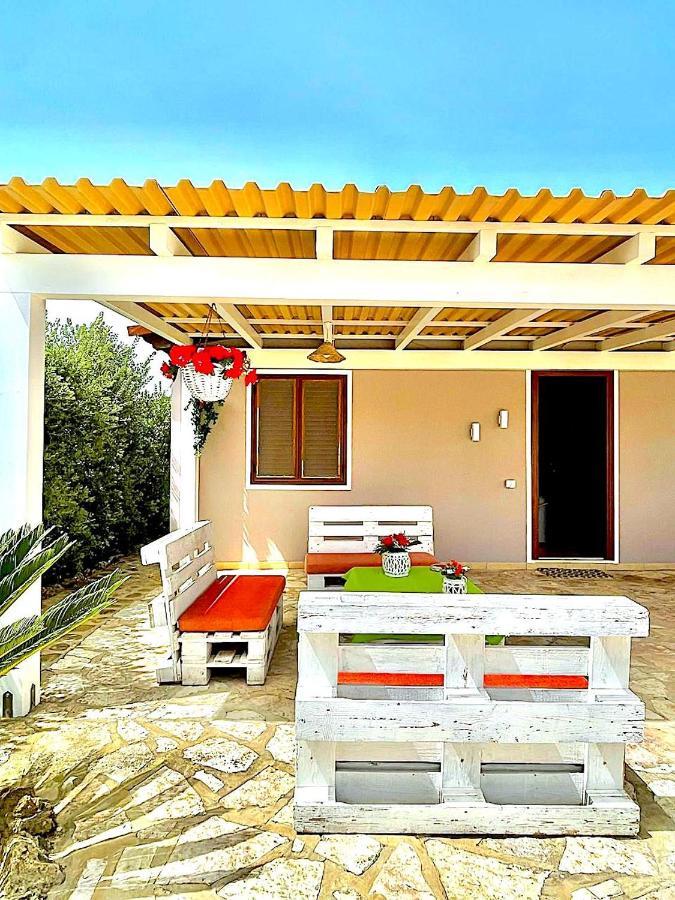 Lorelai Beach Marsala Luaran gambar